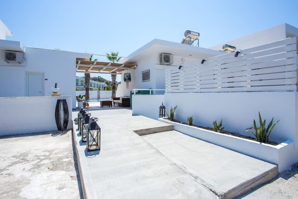 Rosie'S Studios 4 Faliraki Buitenkant foto
